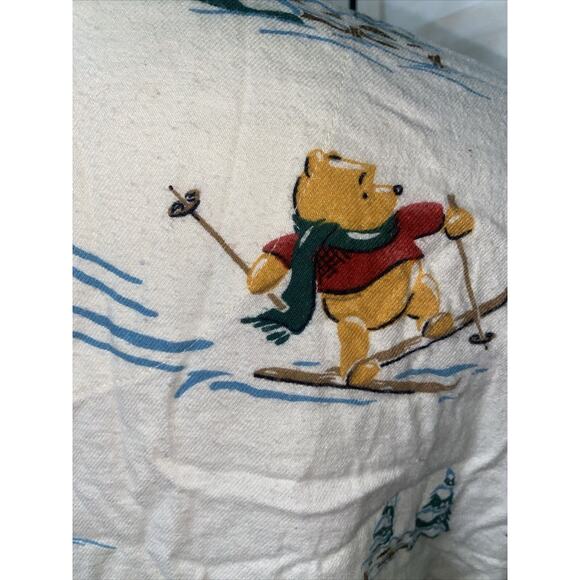 Disney Store Winnie The Pooh On Skis Winter Cozy Comfy Warm Flannel Gown L/XL - Picture 6 of 8